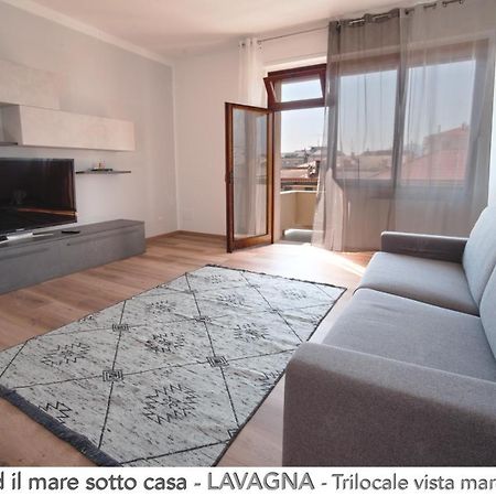 Il Centro Ed Il Mare Sotto Casa Lägenhet Lavagna Exteriör bild