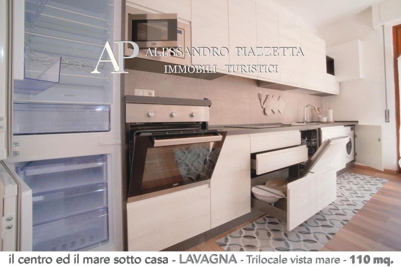 Il Centro Ed Il Mare Sotto Casa Lägenhet Lavagna Exteriör bild